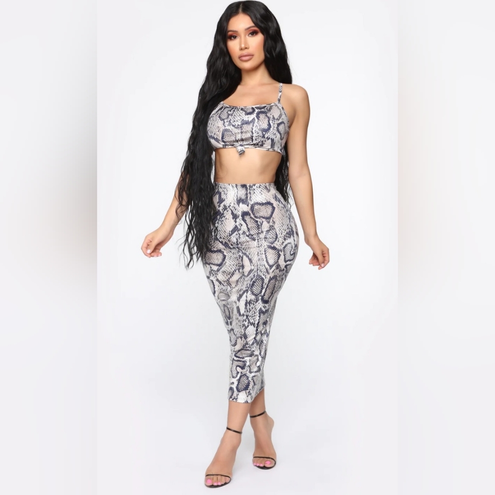 Faux snake skin skirt& crop top set